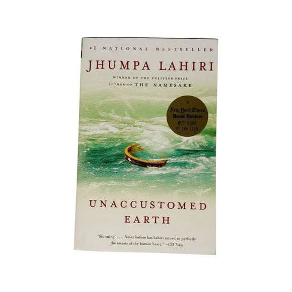 Unaccustomed Earth Paperback by Jhumpa Lahiri - Picture 1 of 6